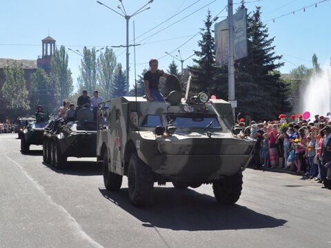 Военный парад Горловка